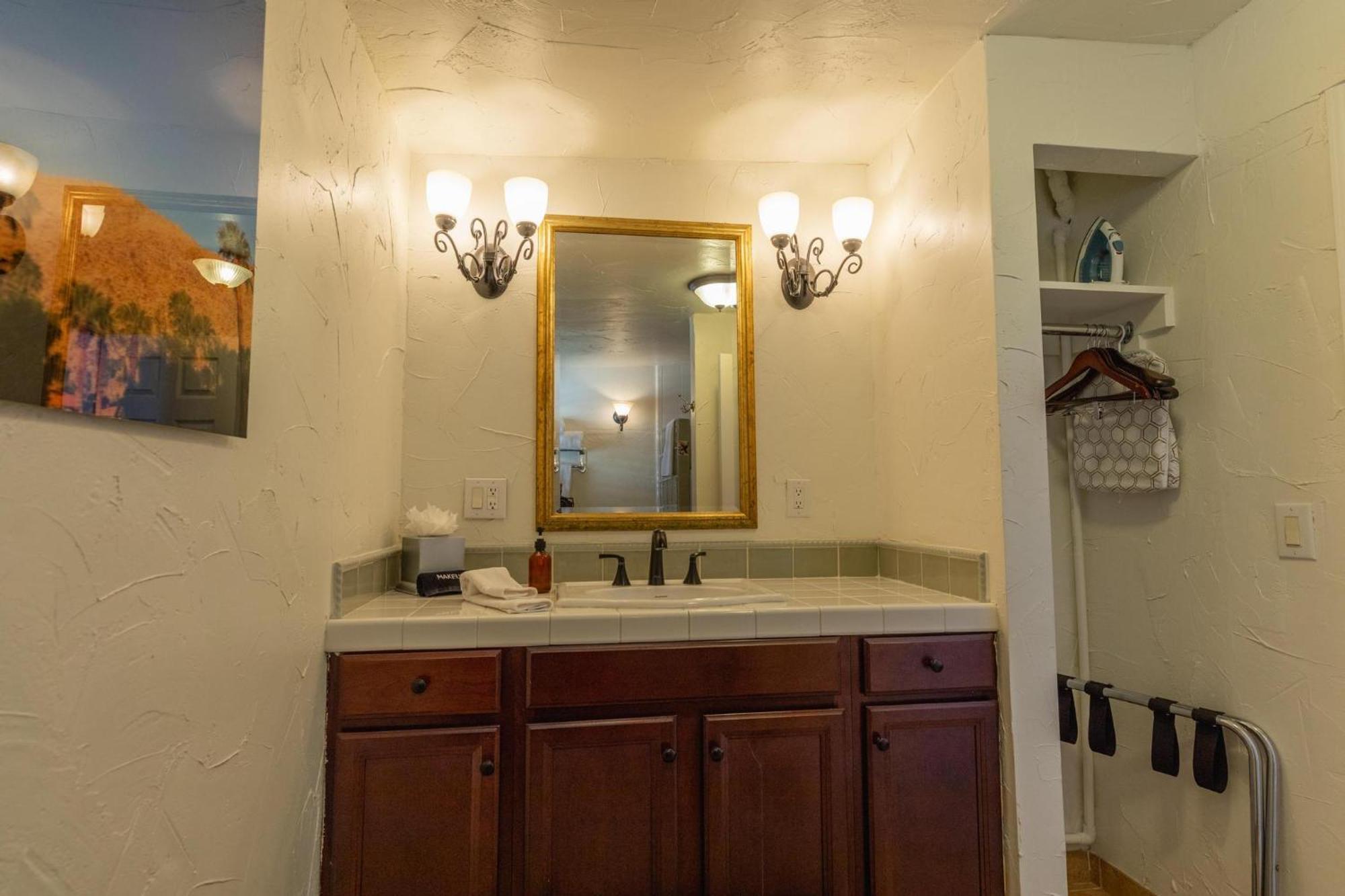 Old Ranch Inn - Adults Only 21 & Up Παλμ Σπρινγκς Εξωτερικό φωτογραφία